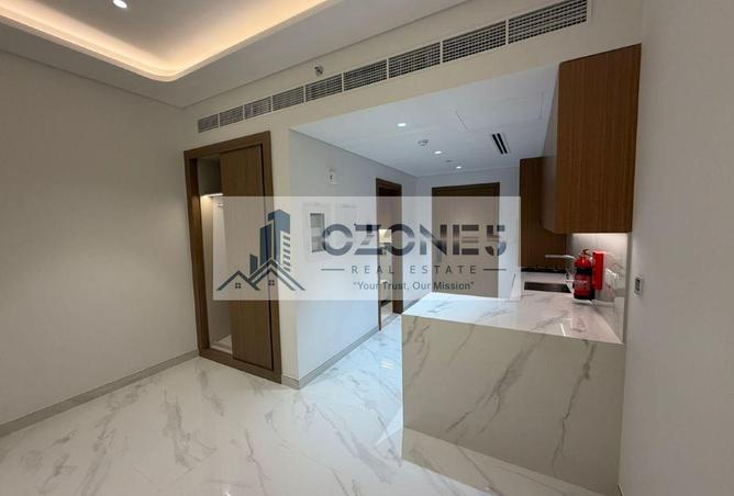 83221444 - Property Image 3