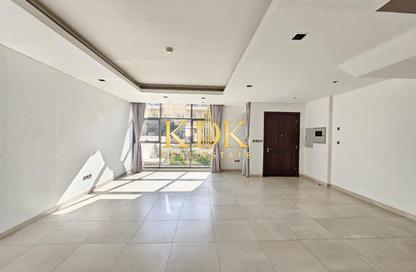 Villa - 4 Bedrooms - 5 Bathrooms for rent in Comfy Villas - District 11 - Jumeirah Village Circle - Dubai