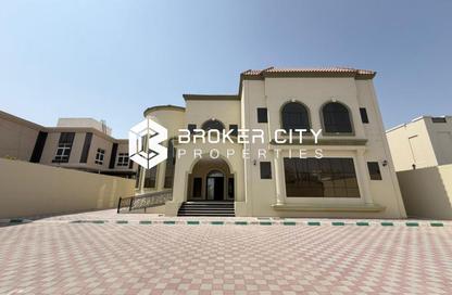 Villa - 6 - 7+ for rent in Madinat Al Riyad - Abu Dhabi Villa - 6 - 7+ for rent in Madinat Al Riyad - Abu Dhabi