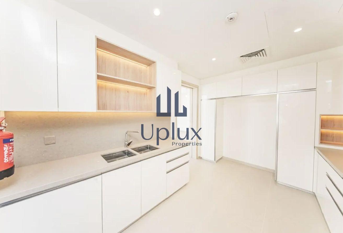 Single Row | Independent Villa | Landscaped photo 17