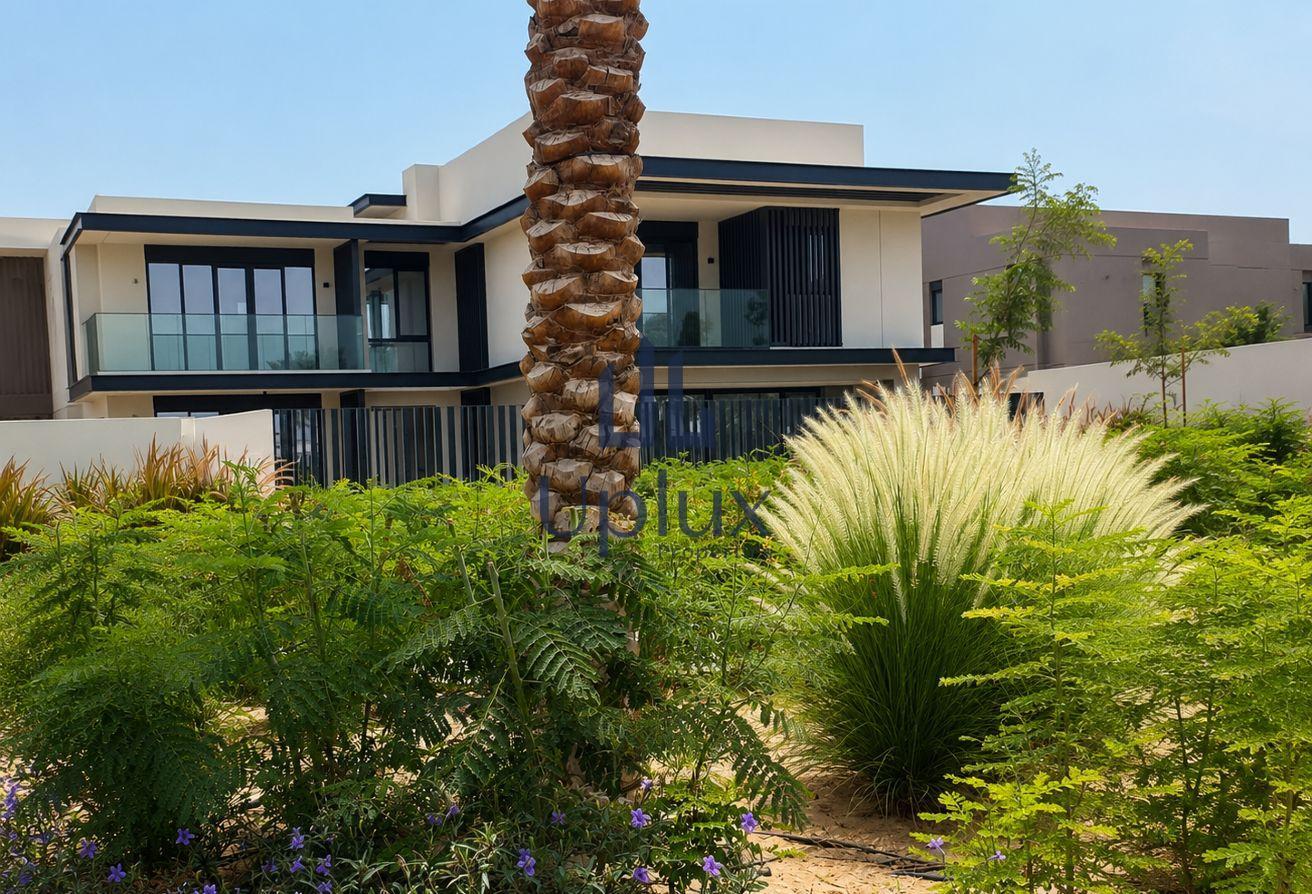 Single Row | Independent Villa | Landscaped photo 24