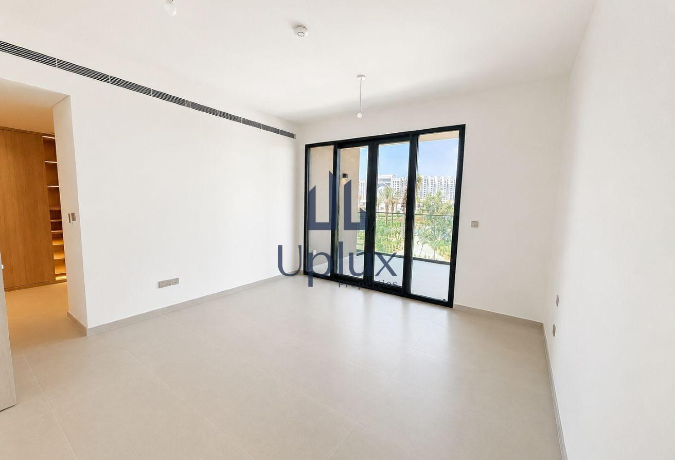 Single Row | Independent Villa | Landscaped photo 11