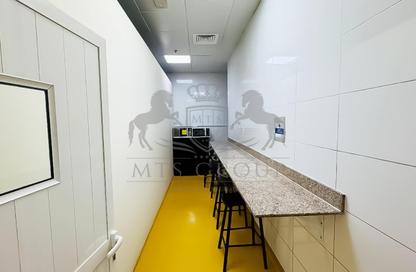 Warehouse - Studio - 1 for rent in Al Quoz Industrial Area 4 - Al Quoz Industrial Area - Al Quoz - Dubai
