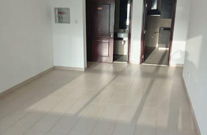 Apartment - 1 Bedroom - 2 Bathrooms for rent in Al Khan Corniche - Al Khan - Sharjah