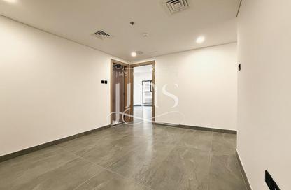 Apartment - 3 Bedrooms - 4 Bathrooms for rent in Riviera Tower - Al Majaz 3 - Al Majaz - Sharjah