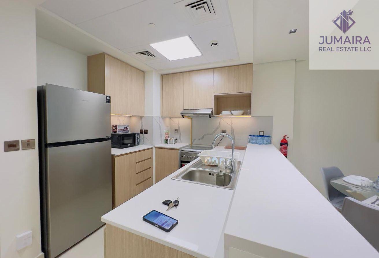 Furnished 1-Bed | Short-Term Rental | Middle Floor