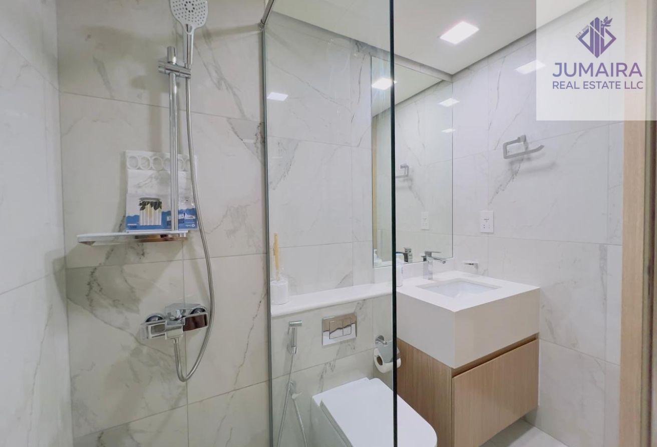Furnished 1-Bed | Short-Term Rental | Middle Floor