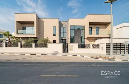 فيلا - 5 غرف نوم - 6 حمامات للبيع في القرية الغربية - الفرجان - دبي