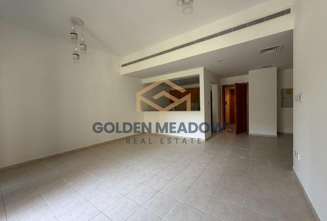 123816053 - Property Image 2