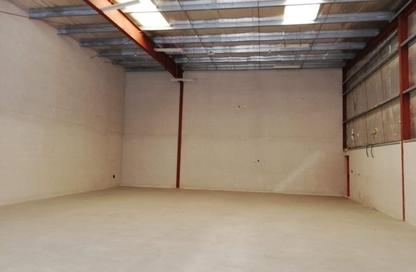 مستودع - استوديو للايجار في 18 المنطقة الصناعية رقم - المنطقة الصناعية بالشارقة - الشارقة