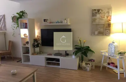 Apartment - 1 Bathroom for rent in Maple 2 - Emirates Gardens 2 - District 14 - Jumeirah Village Circle - Dubai