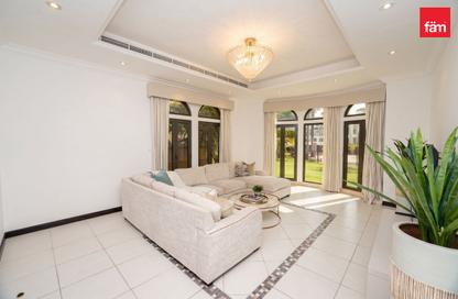 Villa - 4 Bedrooms - 4 Bathrooms for rent in Canal Cove Frond J - Canal Cove Villas - Palm Jumeirah - Dubai