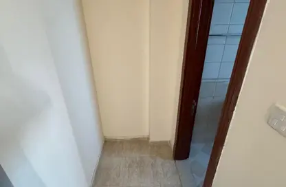 شقة - 2 غرف نوم - 3 حمامات للايجار في شارع التعاون - التعاون - الشارقة