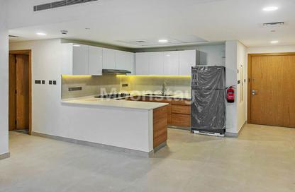 Apartment - 2 Bedrooms - 2 Bathrooms for rent in Radiant Square - City Of Lights - Al Reem Island - Abu Dhabi