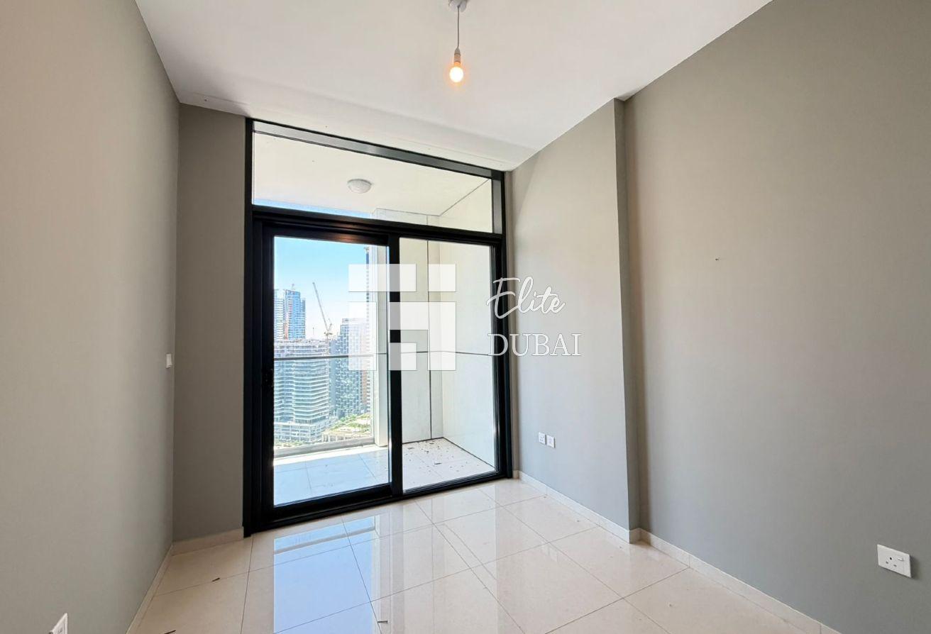 Exclusive | High Floor | Sea View | Semi Furnished photo 13