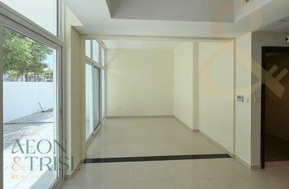 Townhouse - 3 - 3 for rent in Avencia - Damac Hills 2 - Dubai Townhouse - 3 - 3 for rent in Avencia - Damac Hills 2 - Dubai