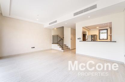 Townhouse - 4 - 4 for rent in Portofino - Damac Lagoons - Dubai