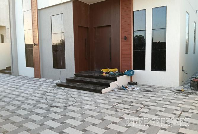 76967811 - Property Image 2