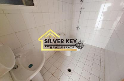 Apartment - 2 Bedrooms - 2 Bathrooms for rent in Al Mahatta - Al Qasimia - Sharjah