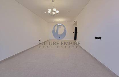 Apartment - 2 Bedrooms - 3 Bathrooms for rent in Dubai Healthcare City - Bur Dubai - Dubai