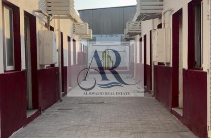Labor Camp - Studio - 7+ Bathrooms for rent in Al Sajaa S - Al Sajaa - Sharjah