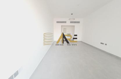 Apartment - 2 Bedrooms - 3 Bathrooms for rent in Tilal City A - Tilal City - Sharjah