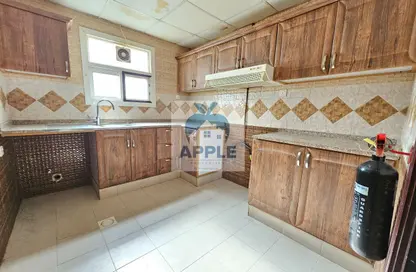 Apartment - 1 Bedroom - 2 Bathrooms for rent in Muwailih Building - Muwaileh - Sharjah