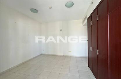 شقة - 1 - 2 للبيع في برج الكريكت - مدينة دبي الرياضية - دبي شقة - 1 - 2 للبيع في برج الكريكت - مدينة دبي الرياضية - دبي