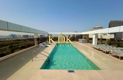 شقة - غرفة نوم - 2 حمامات للايجار في كوندور جولف لينكس 18 - مدينة دبي الرياضية - دبي