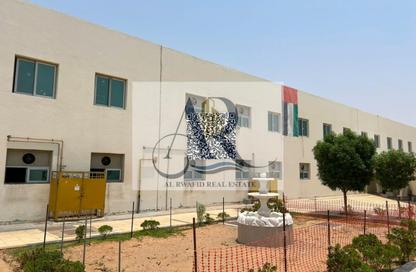 سكن عمال - استوديو - 8 حمامات للايجار في السجع إس - الصجعة - الشارقة