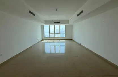 Apartment - 2 Bedrooms - 4 Bathrooms for rent in Al Majaz 2 - Al Majaz - Sharjah