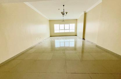 Apartment - 3 Bedrooms - 3 Bathrooms for rent in Al Mamzar - Al Mamzar - Sharjah - Sharjah