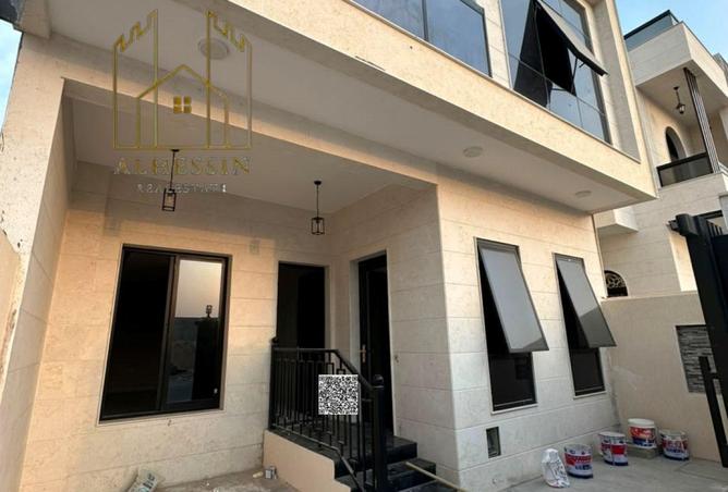 128354786 - Property Image 3