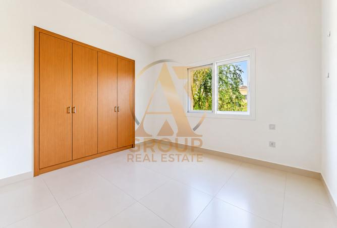 142859105 - Property Image 2