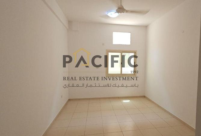 136072128 - Property Image 3