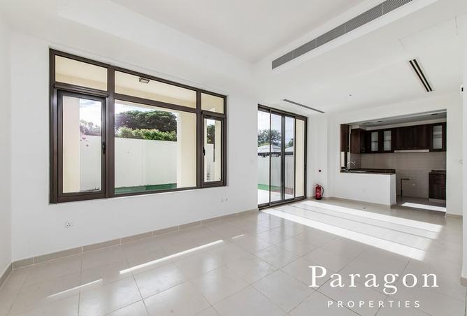 4-bed townhouse in Mira Oasis 1 · Vacant — photo 2