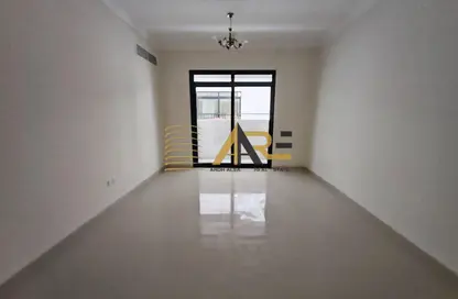 Apartment - 1 Bedroom - 2 Bathrooms for rent in AlFalah - Muwaileh Commercial - Sharjah