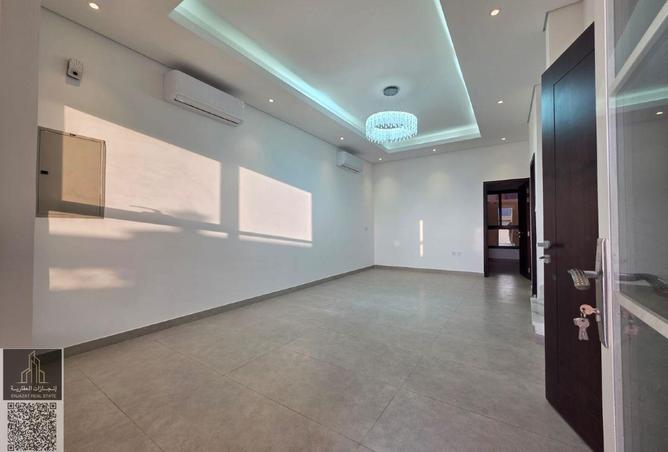 56149352 - Property Image 2