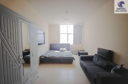 Apartment - Studio - 1 for rent in Union Tower - Al Seer - Ras Al Khaimah