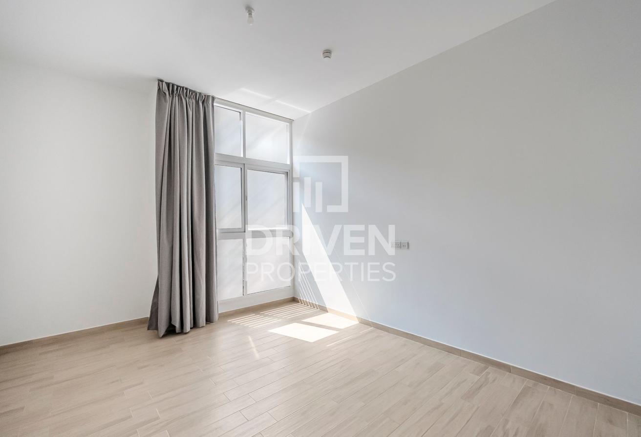 Modern Layout | Prime Location | Low Floor photo 6