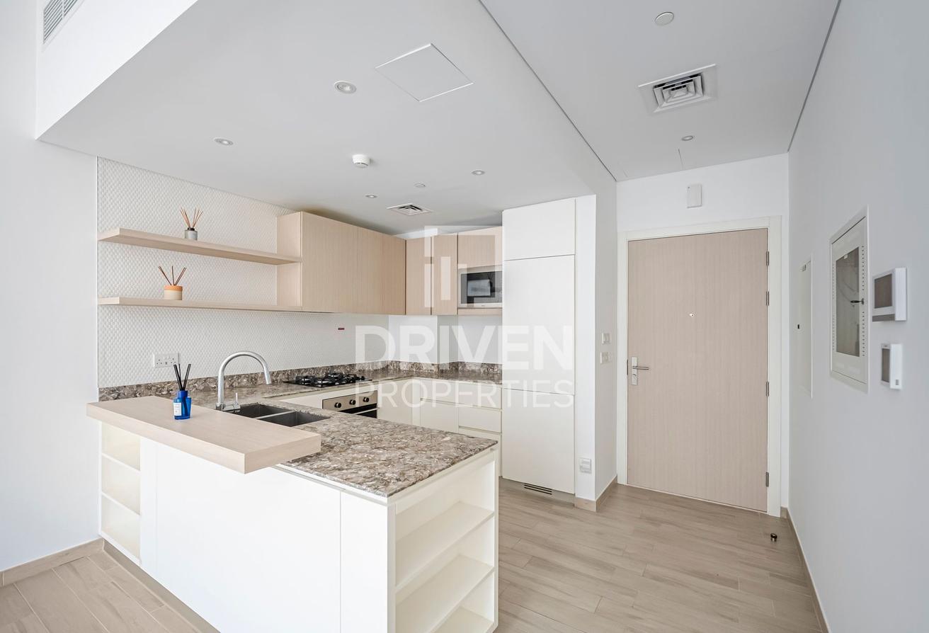 Modern Layout | Prime Location | Low Floor photo 9