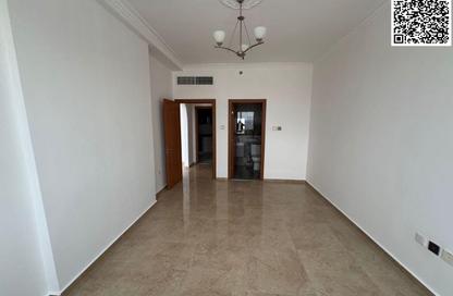 Apartment - 1 Bedroom - 2 Bathrooms for rent in Gate Tower 1 - Musheiref - Ajman