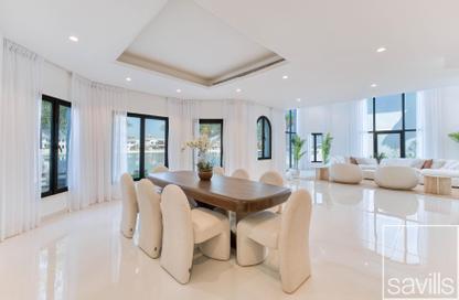 Villa - 4 - 5 for rent in Garden Homes Frond B - Garden Homes - Palm Jumeirah - Dubai
