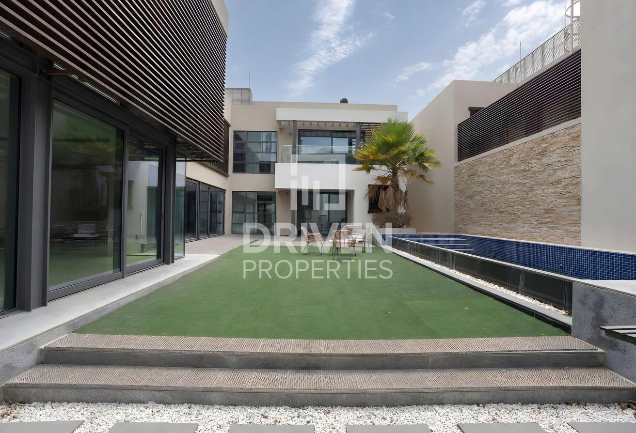 Standalone Villa | Prime Location | Luxury Living photo 25