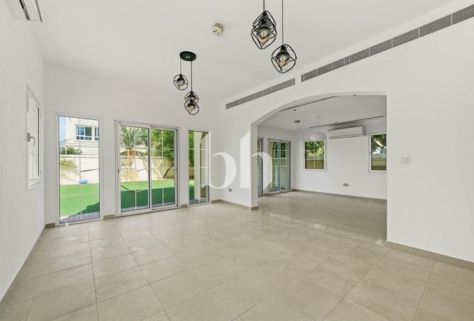 76564553 - Property Image 3