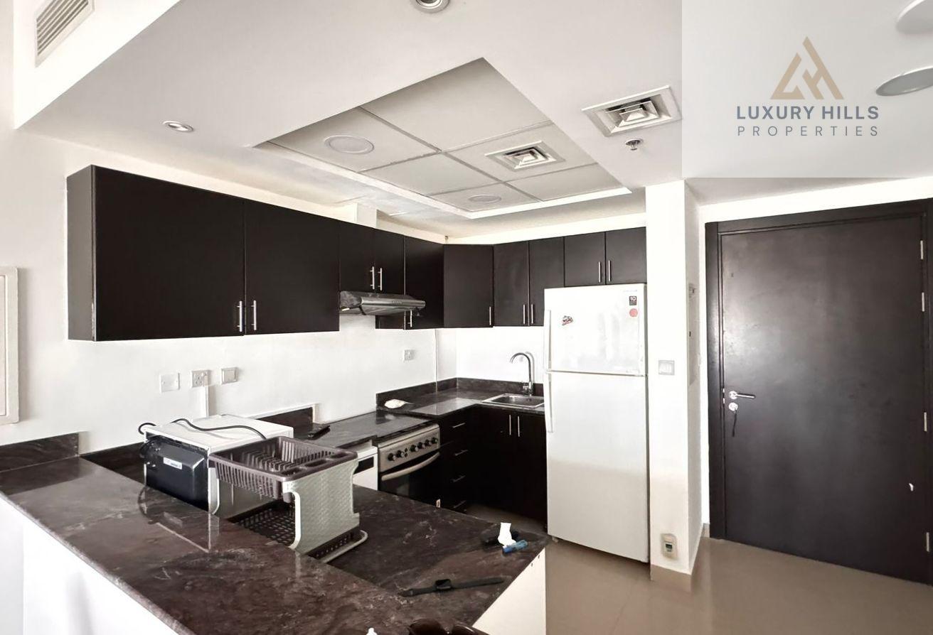 Spacious 1BHK | Ready To Move-In | Furnished photo 7