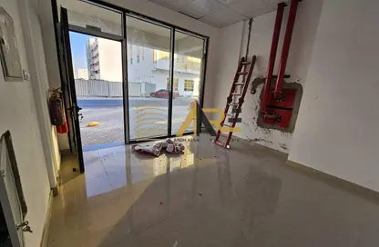 Shop - Studio for rent in Al Zahia - Muwaileh Commercial - Sharjah