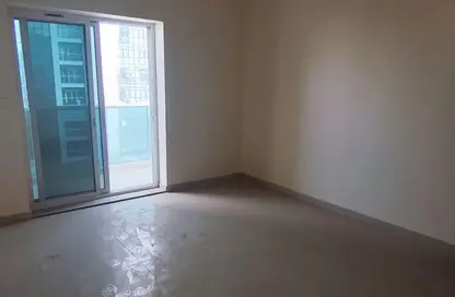 شقة - 3 غرف نوم - 4 حمامات للايجار في شارع التعاون الجديد - التعاون - الشارقة