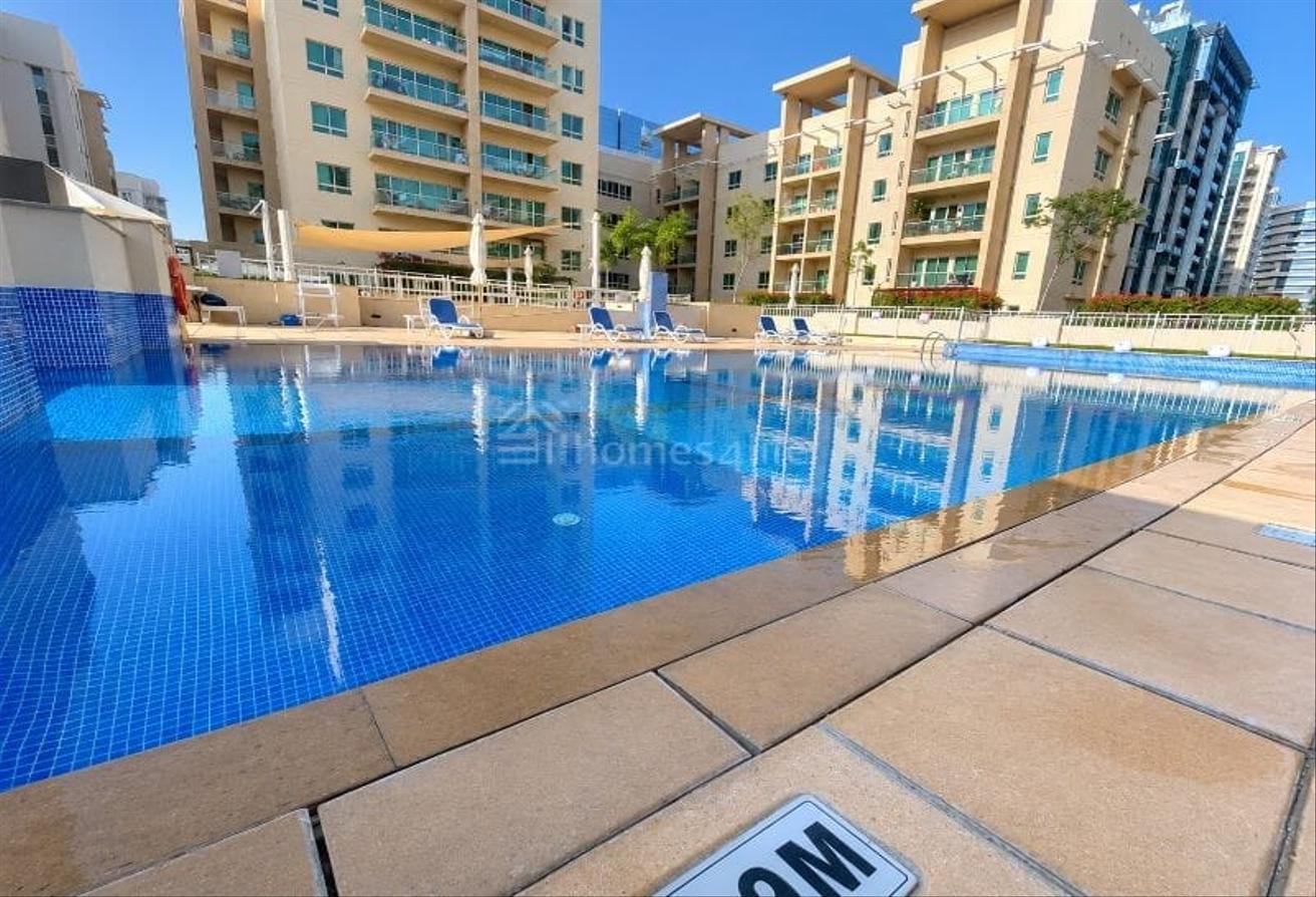 FULLY FURNISHED l POOL VIEW l COMMUNITY LIVING photo 11