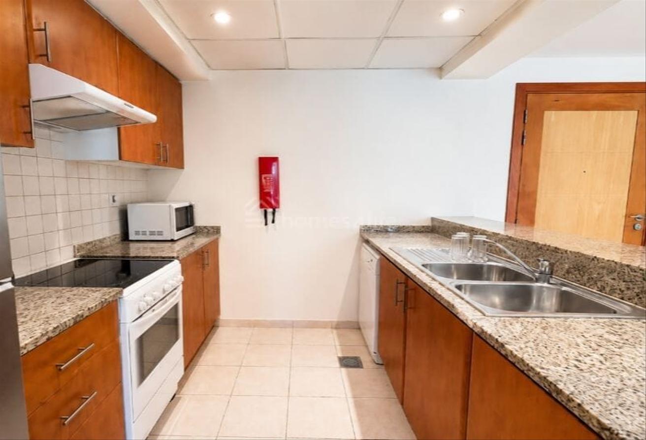 FULLY FURNISHED l POOL VIEW l COMMUNITY LIVING photo 5